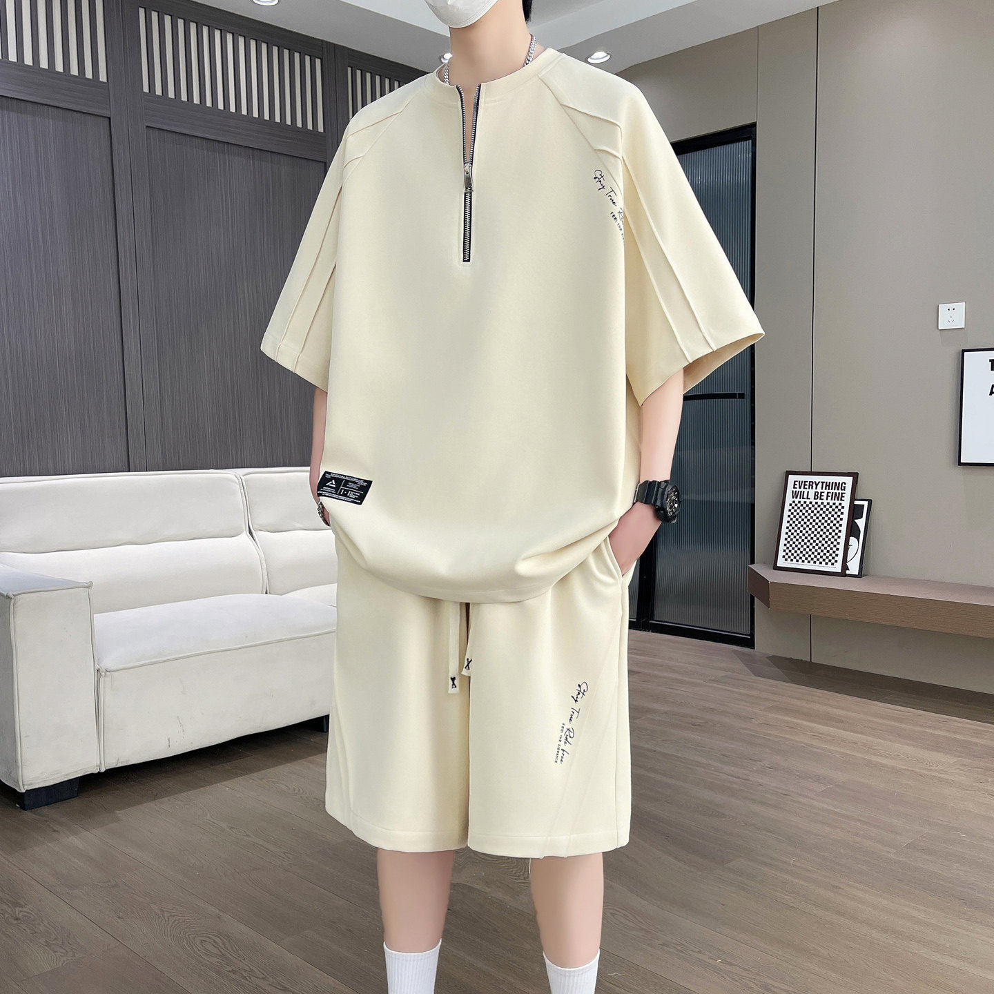 高级感冰丝套装男装夏季潮牌半拉链短袖短裤休闲运动一套搭配衣服