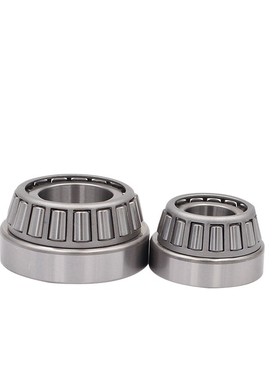 圆锥滚子轴承30202 30203 30204 30205 30206 302W07 孔62卡簧