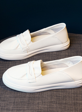 2026春夏新款小白女鞋年新款平底乐福鞋护士孕妇一脚蹬0302z