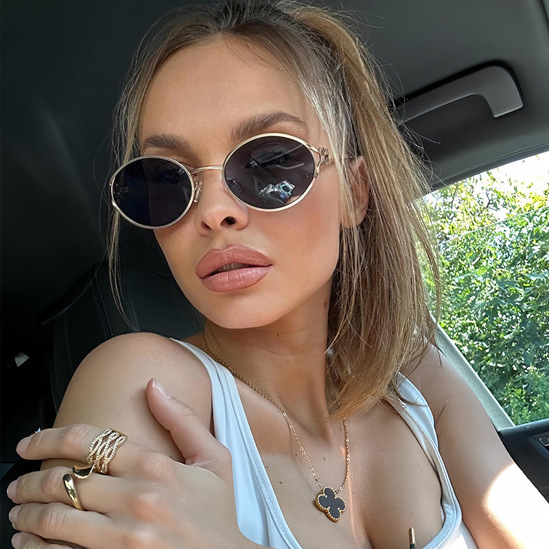 欧美潮牌太阳眼镜椭圆镂空墨镜女复古时尚辣妹眼镜凹造型防紫外线