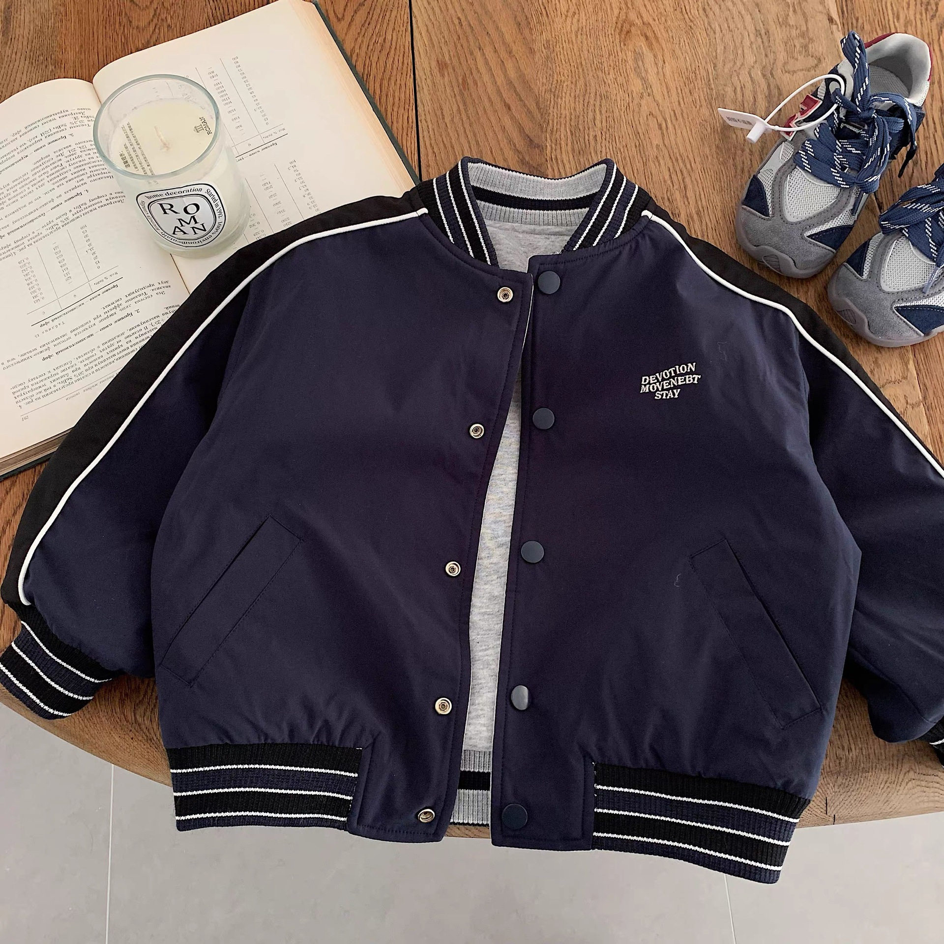 儿童外套2026早春新款男童帅气两面穿棒球服宝宝韩版洋气立领夹克