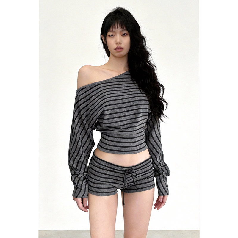 eilove美式复古斜肩长袖收腰条纹T恤辣妹系带低腰针织短裤两件套,女装/女士精品,短裤,淘宝优惠券,粉丝福利购,淘宝优惠卷
