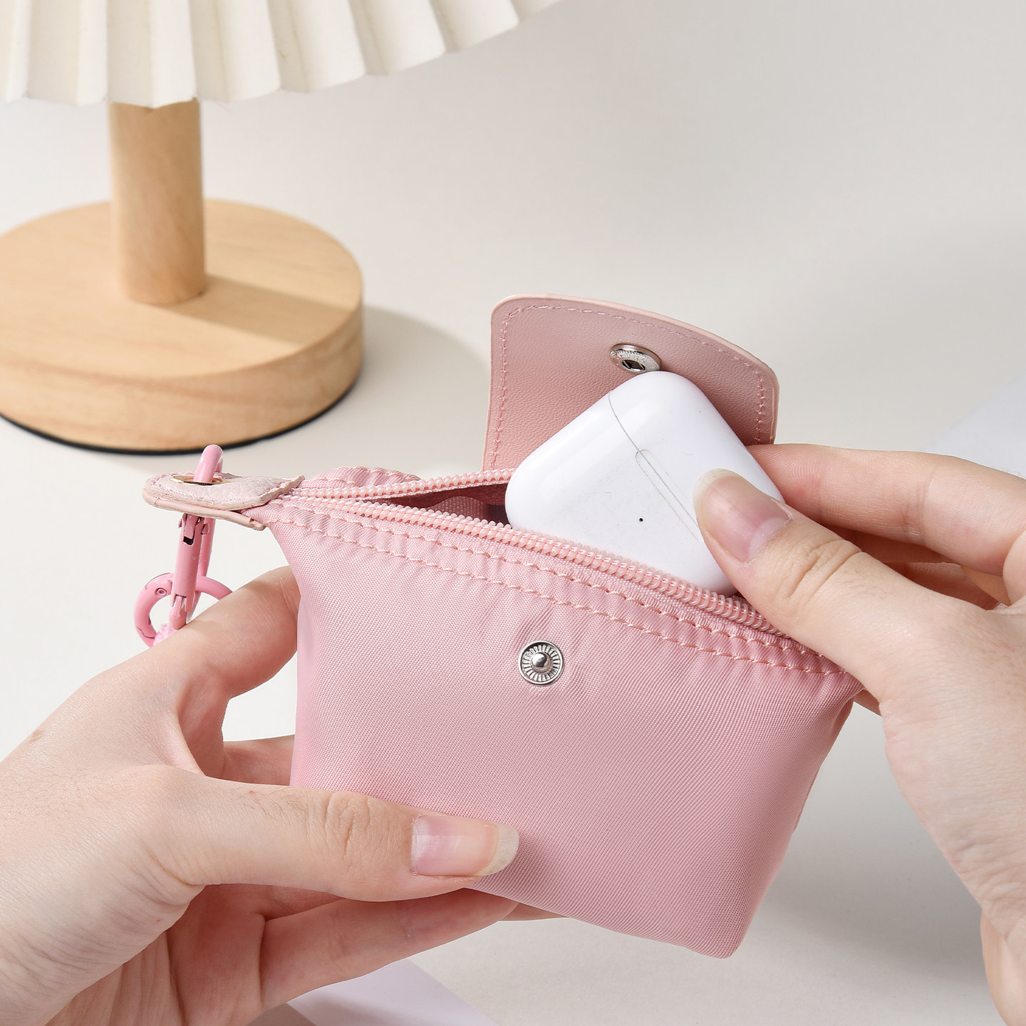 小众设计迷你饺子包2025新款收纳零钱口红耳机包钥匙扣礼物挂件包