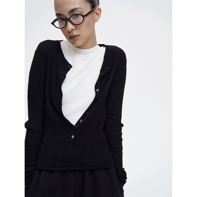 羊绒圆领亨利坑条针织上衣