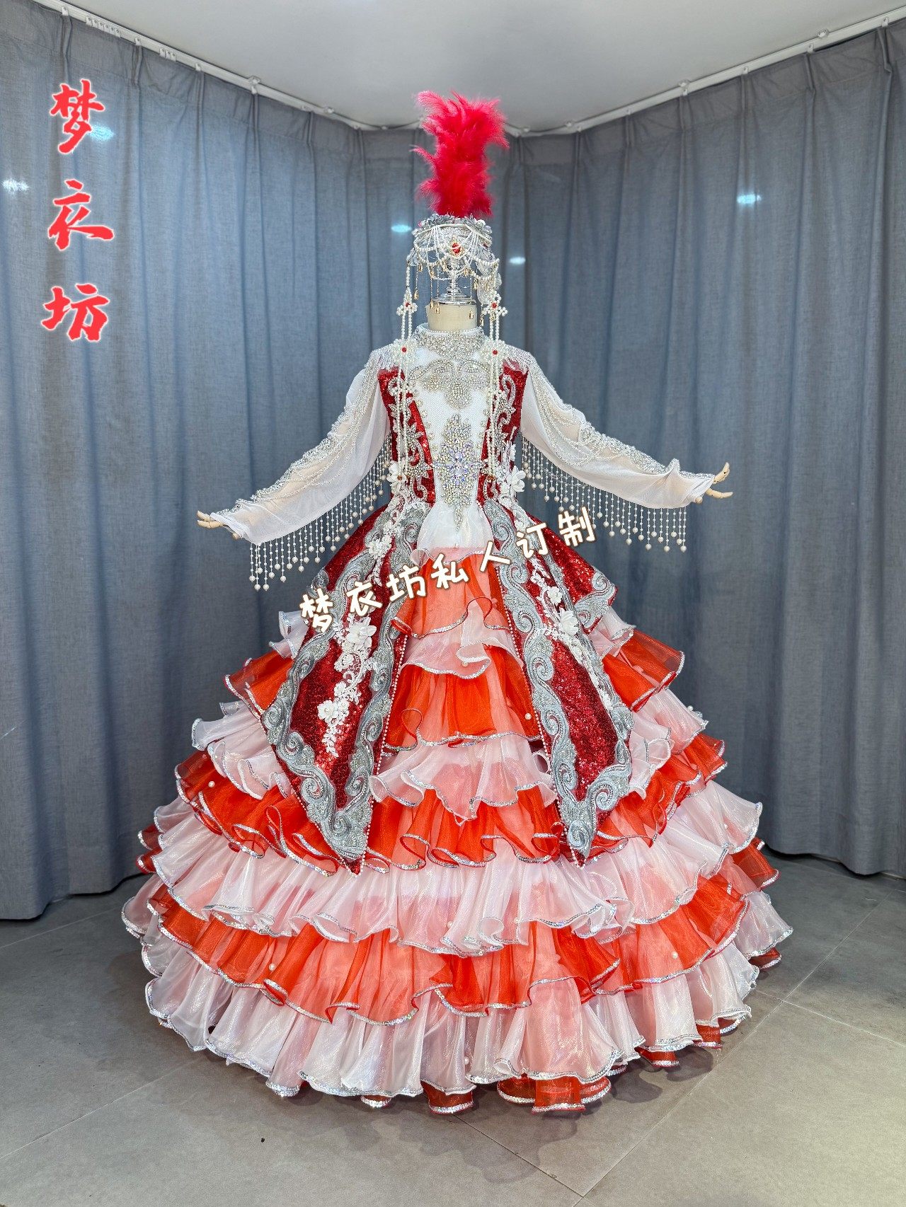 女童长款新疆哈萨克民族服图片