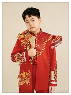 永恒的童声《中国锣鼓》《神州东方龙》男童唱歌红色礼服