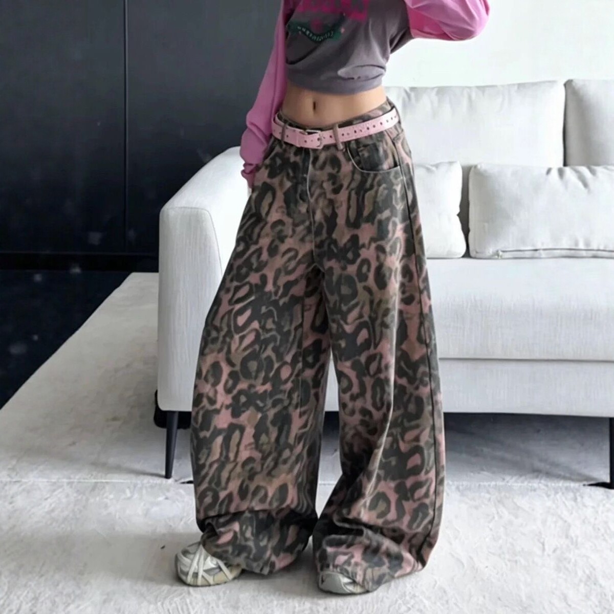 美式甜酷辣妹复古水洗粉色豹纹弯刀牛仔裤女新款宽松垂感阔腿长裤
