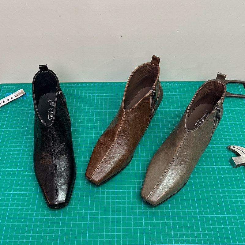 粗跟真皮短筒靴子女单靴中跟及踝靴大码复古小方头通勤不累脚女鞋,女鞋,时装靴,淘宝优惠券,粉丝福利购,淘宝优惠卷