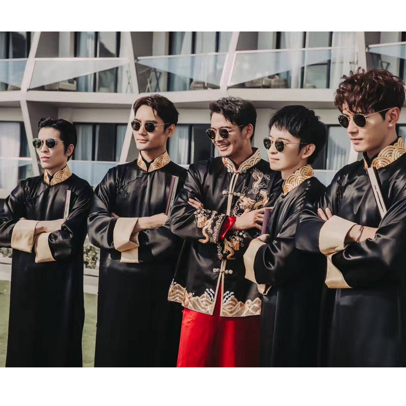 WANG KAI AND YANG SHUO BAGS ARE ALWAYS THE SAME CHINESE WEDDING GROOMSMENS COSTUMES WINTER WEDDING BROTHERS GOWNS DRESSES EMBROIDERED COATS