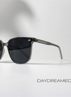 韩版经典款偏光黑墨镜UV400很简单却又很好看的素颜开车太阳眼镜