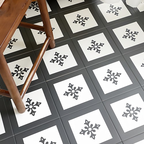 美式中古风自粘地板贴可裁剪厨房防滑地贴防水防滑耐磨卫生间贴纸