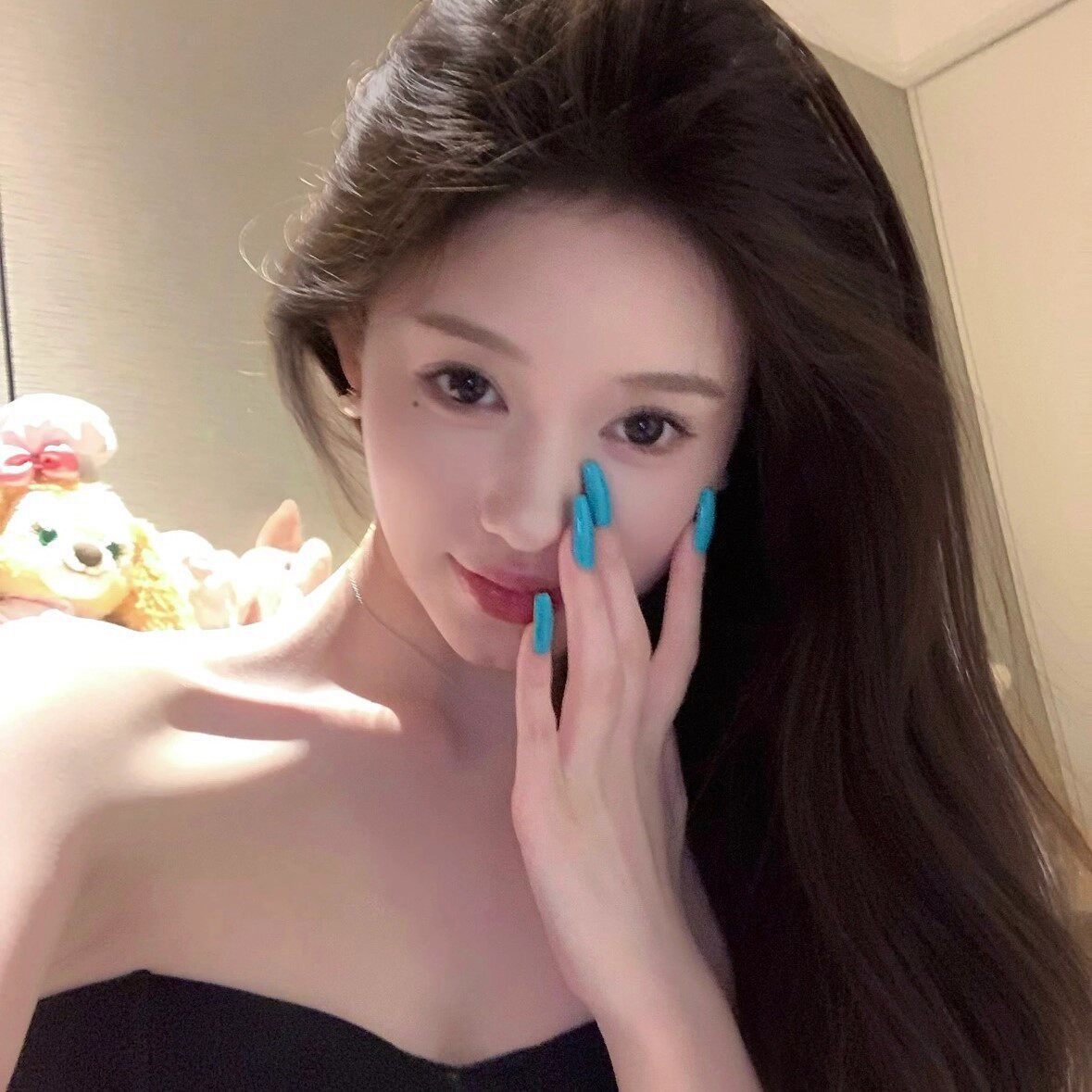 纯手工穿戴甲短款美甲贴片可拆卸假指甲超显白蓝色高级感秋冬新款