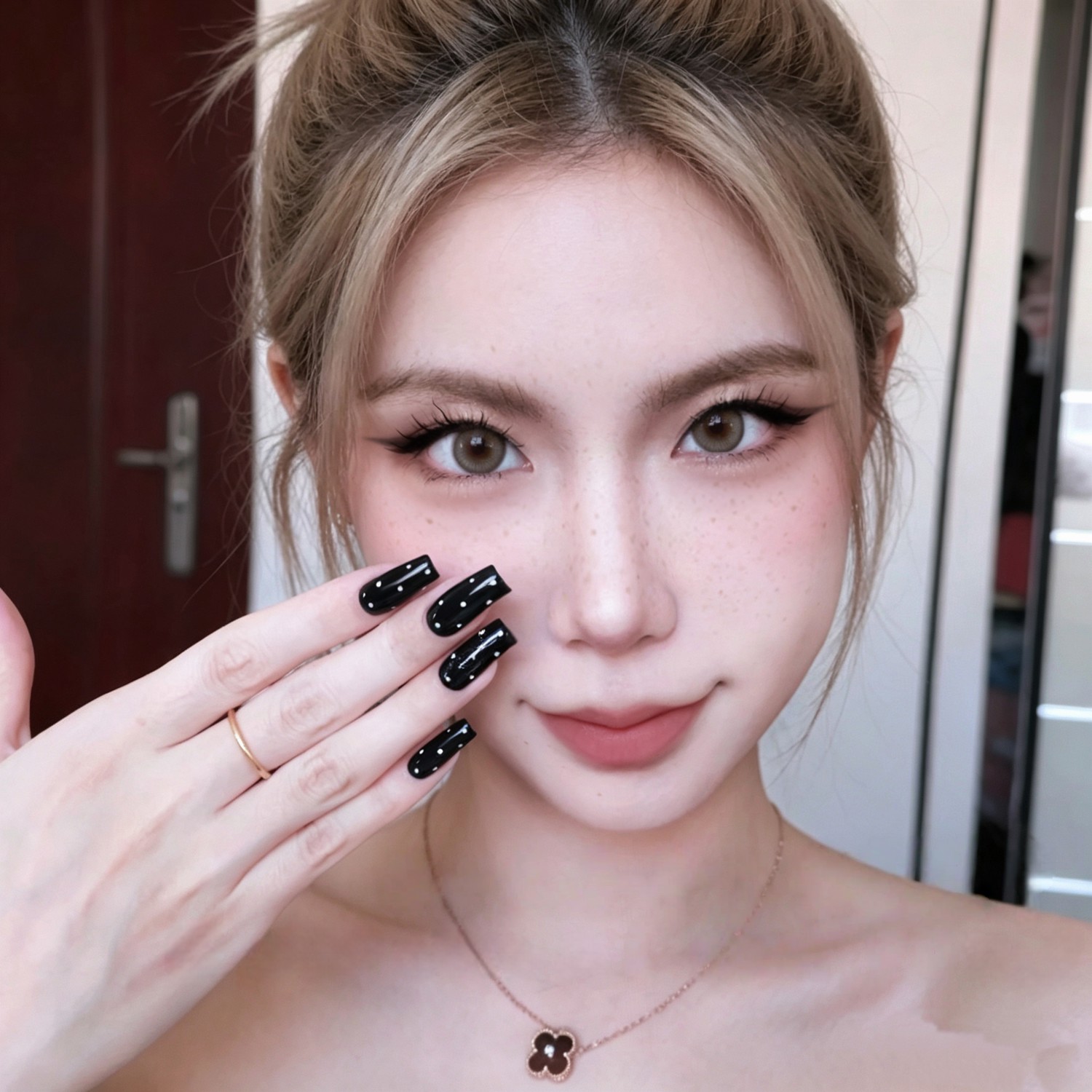 黑白鸳鸯美甲ins风法式波点小众高级感显白甜辣风纯手工穿戴甲片