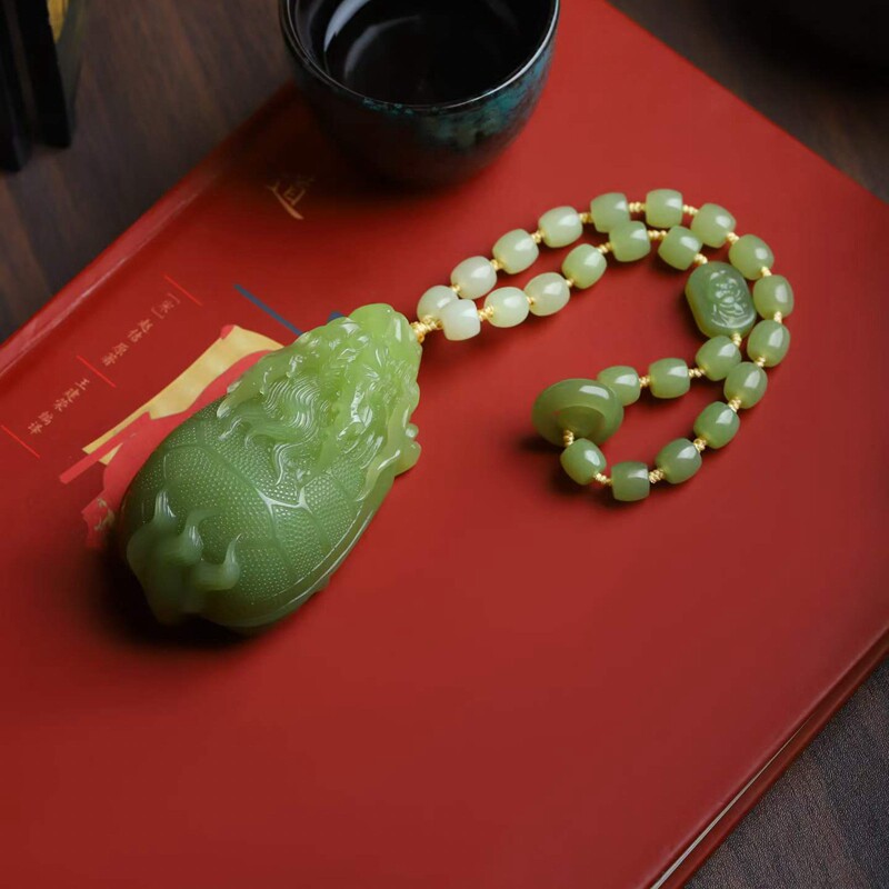 天然新疆和田玉玉器工厂店若羌黄口料老料工艺品玉石龙龟手把件