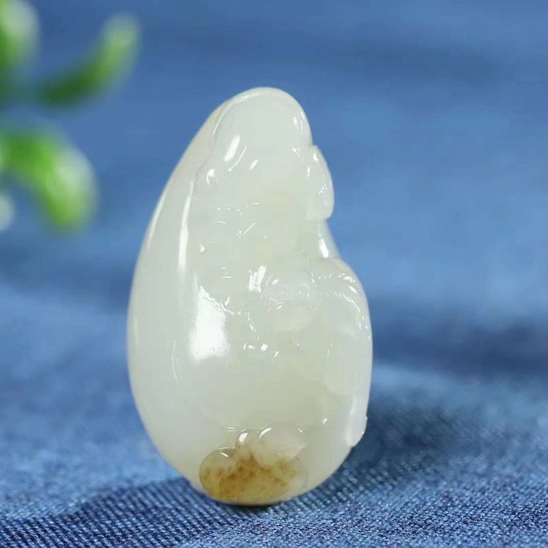 天然和田玉玉器工厂店新疆且末糖料工艺品玉石生肖猴灵猴吊坠挂件