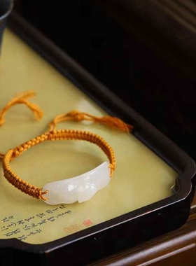 和田玉工厂店天然新疆和田玉青海料老料藕粉色玉石小熊手牌带证书