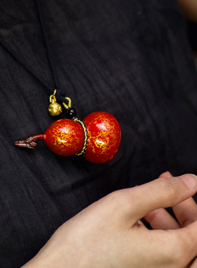 donguan冬官大漆红色葫芦形项链长款本命年送妈妈闺蜜项链如朝露