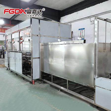 超声波清洗机铁路轨道交通零配件轴箱轴套除油除污全自动清洗线