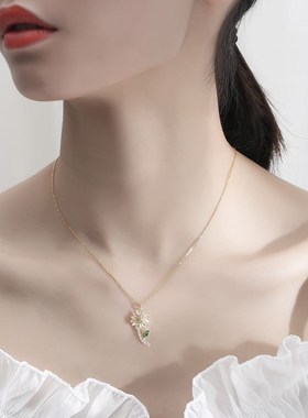 小雏菊冷淡风送女友异地恋锁骨链