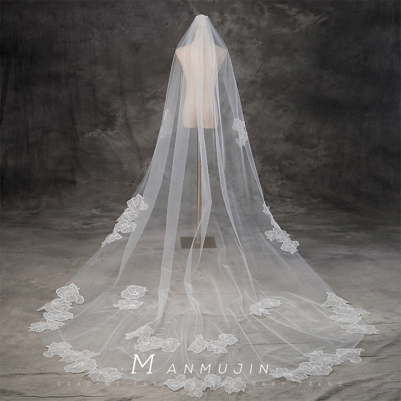 法式教堂小拖尾头纱新娘结婚造型主婚纱头饰户外草坪婚礼长款头纱