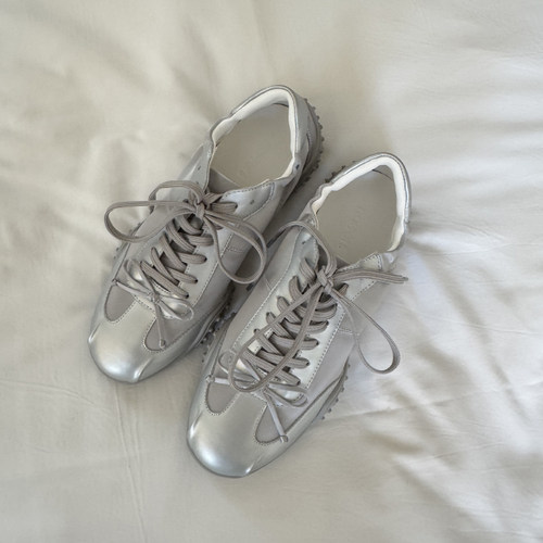 Flapper S Ballet Runner芭蕾德训鞋银色蝴蝶结羊皮球鞋