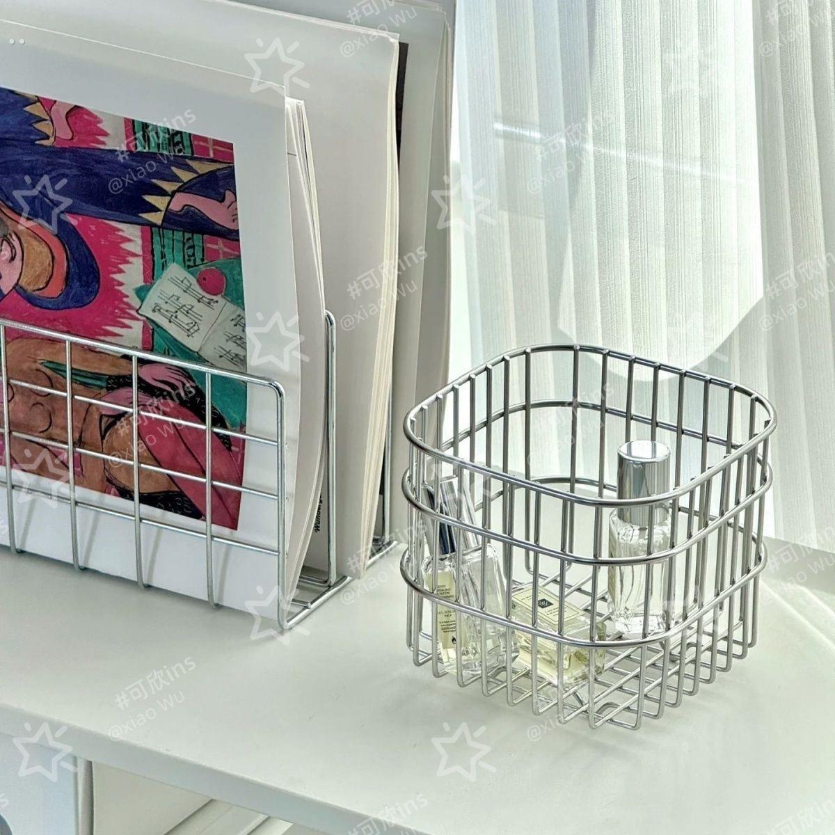 极简洗手池不锈钢收纳筐卫生间化妆品收纳篮浴室收纳洗漱台置物架