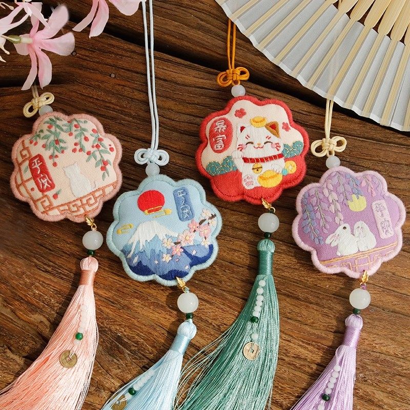 挂饰diy手工刺绣挂件包车制作香囊材料随身荷包礼物平安男友,居家布艺,缝纫DIY材料套装,淘宝优惠券,粉丝福利购,淘宝优惠卷