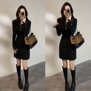 御姐风时尚金属扣V领长袖连衣裙女秋冬修身显瘦辣妹包臀打底短裙