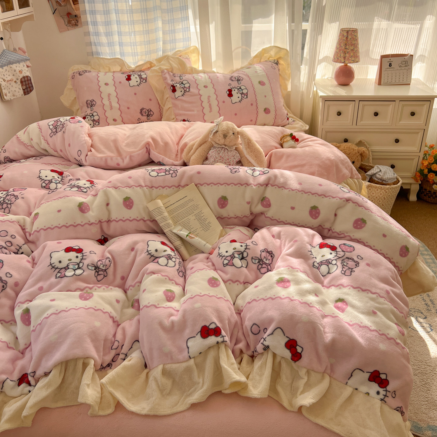 三丽鸥helloKitty牛奶绒四件套4