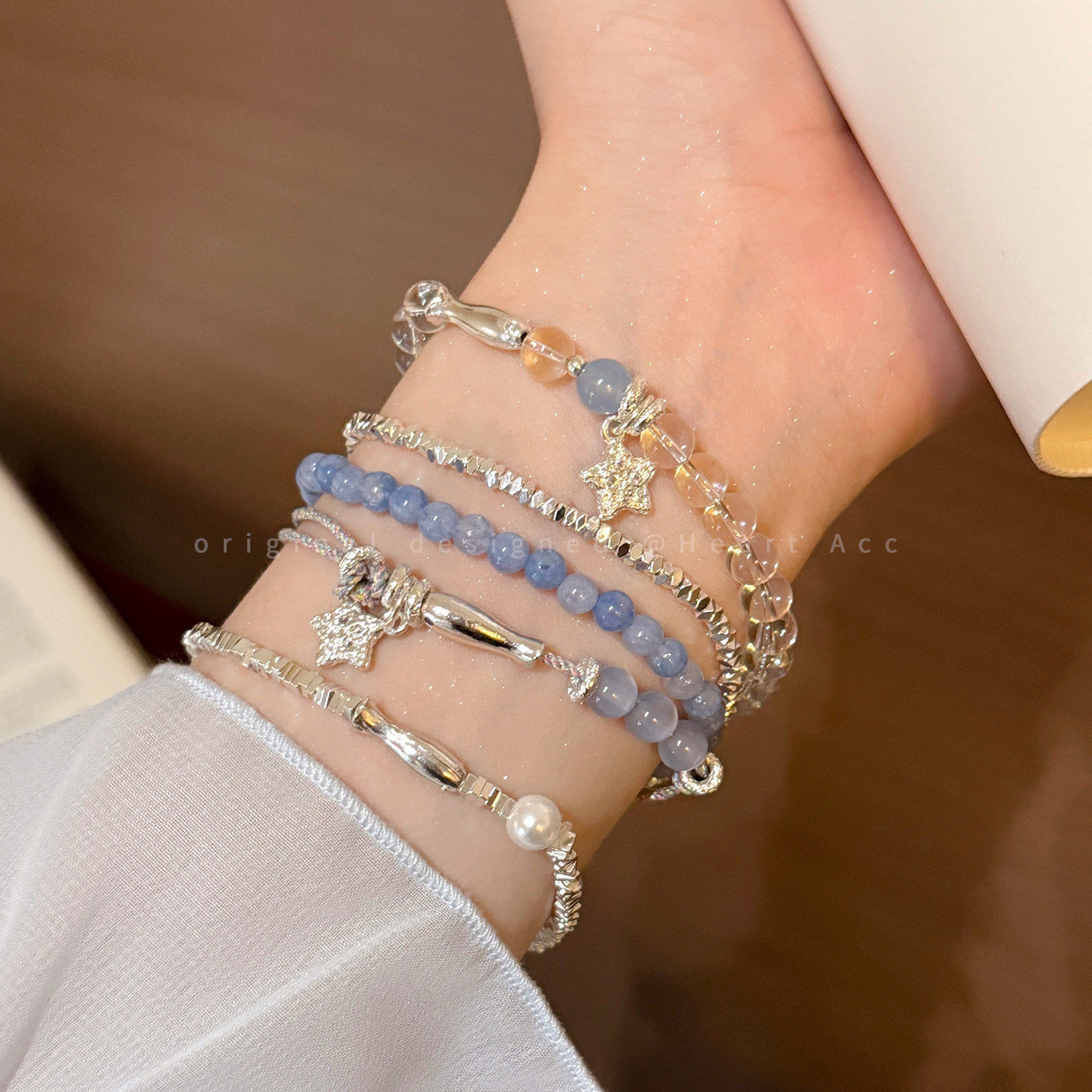 海宝蓝小鱼串珠手链女轻奢小众高手链