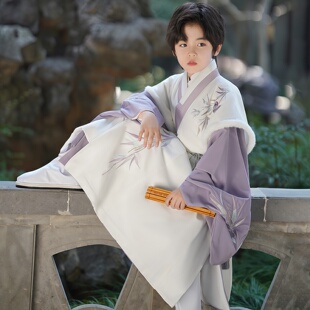 汉服男童秋冬2026新款儿童拜年服国风唐装小男孩古装帅气演出服