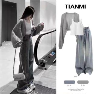 女童秋装套装2026新款开衫背心初中大童运动休闲炸街牛仔裤三件套