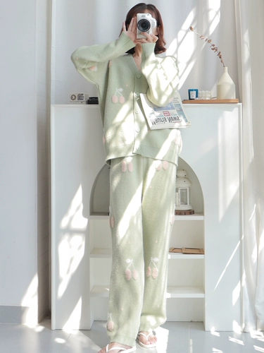 Мидиа не может сражаться ~ а.д. Хепберн сладкий и милый вишневый кардиган коралловый бархат толстый бархат