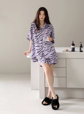 英国RMXJ 睡衣女款夏季冰丝绸缎凉感短袖短裤家居服开衫斑马纹