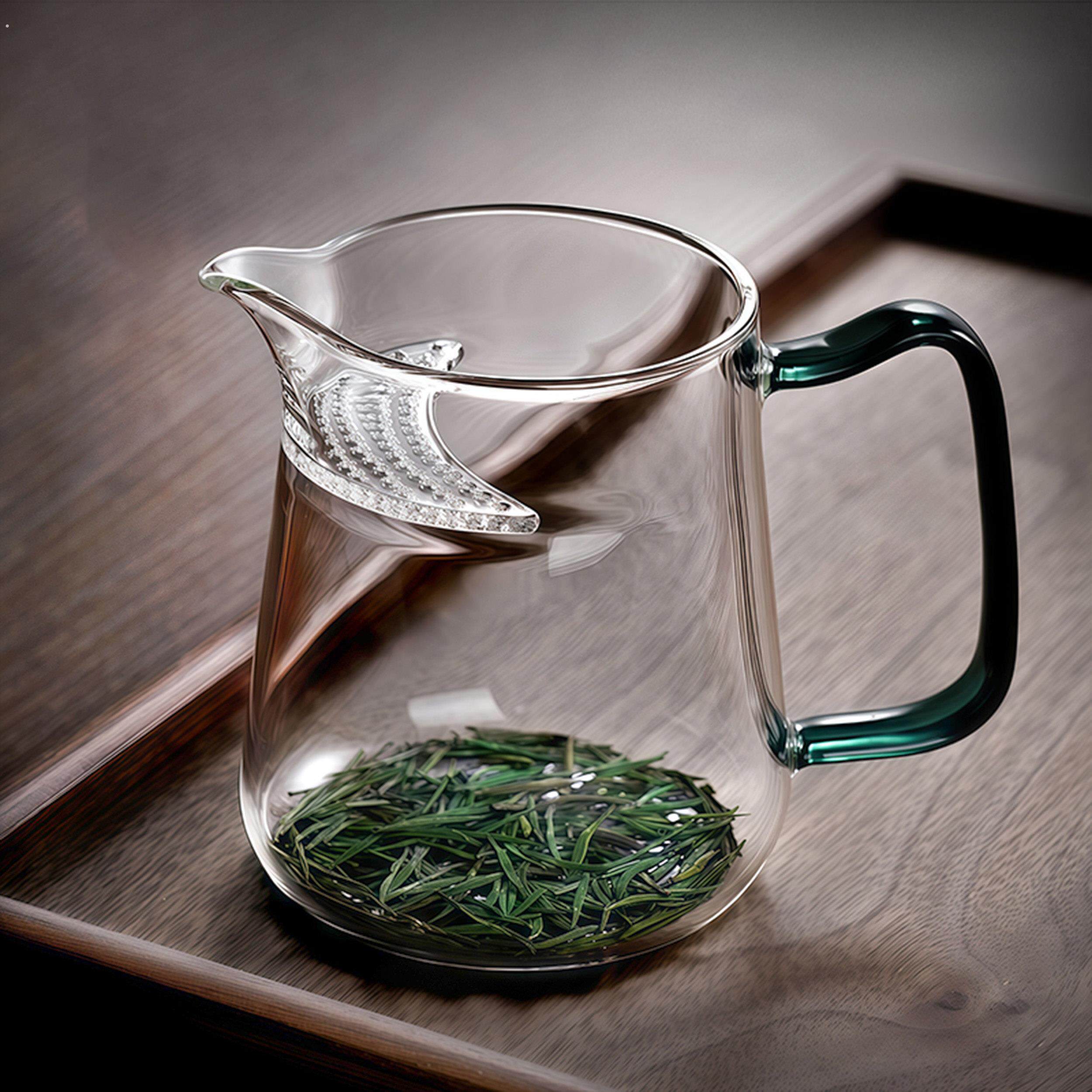 2026新款耐高温玻璃月牙公道杯茶滤网一体功夫绿茶专用分茶泡茶器