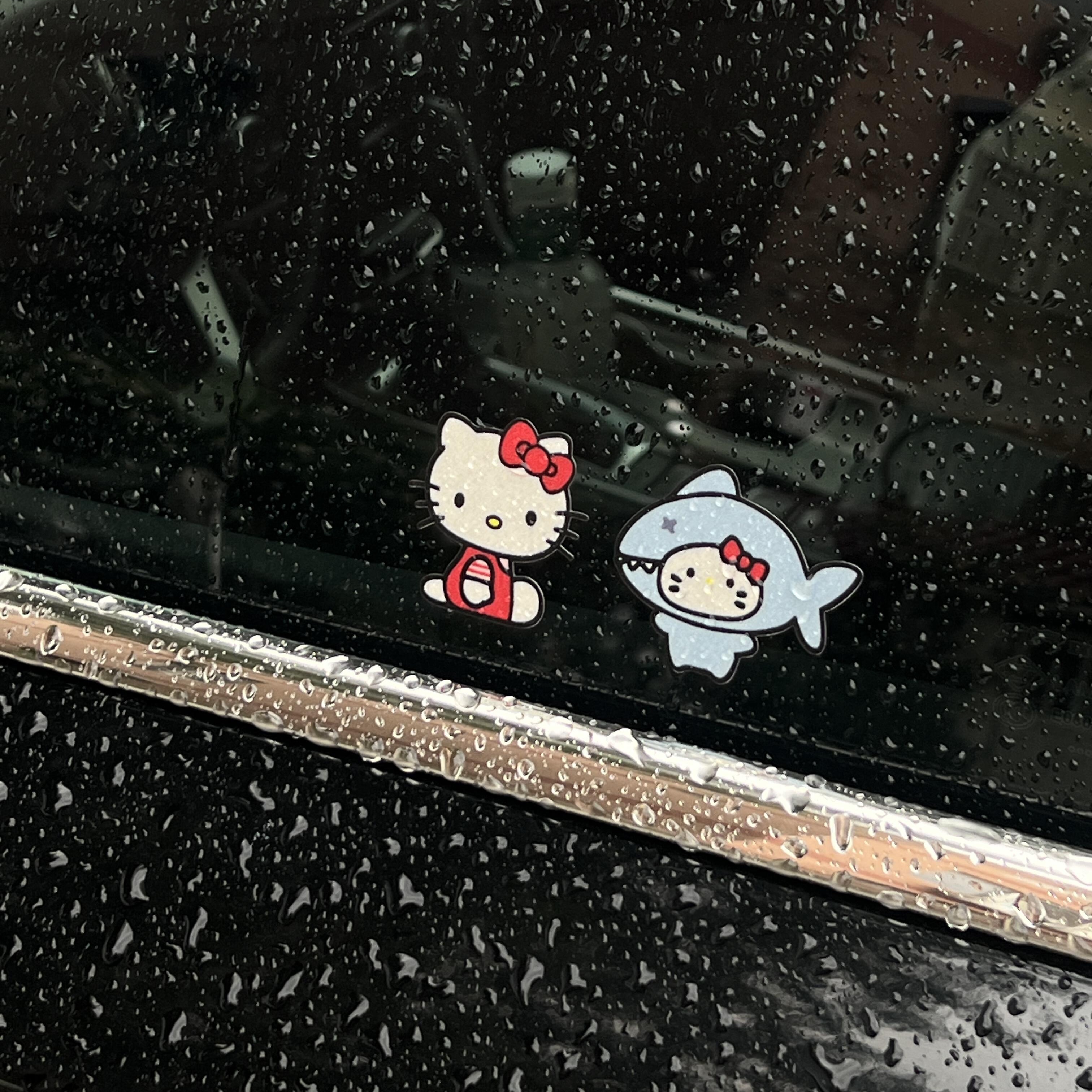 Hellokitty可爱汽车装饰车贴个性创意装饰窗玻璃遮挡划痕防水贴纸
