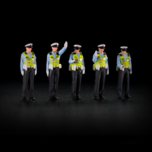 拓意1/64迷你交通警察手办小比例场景道具收藏沙盘装饰车模小人偶
