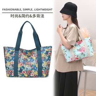 女包牛津纺单肩包银兰花粉底红花多彩花束蓝色 通用款 2025春季 新款