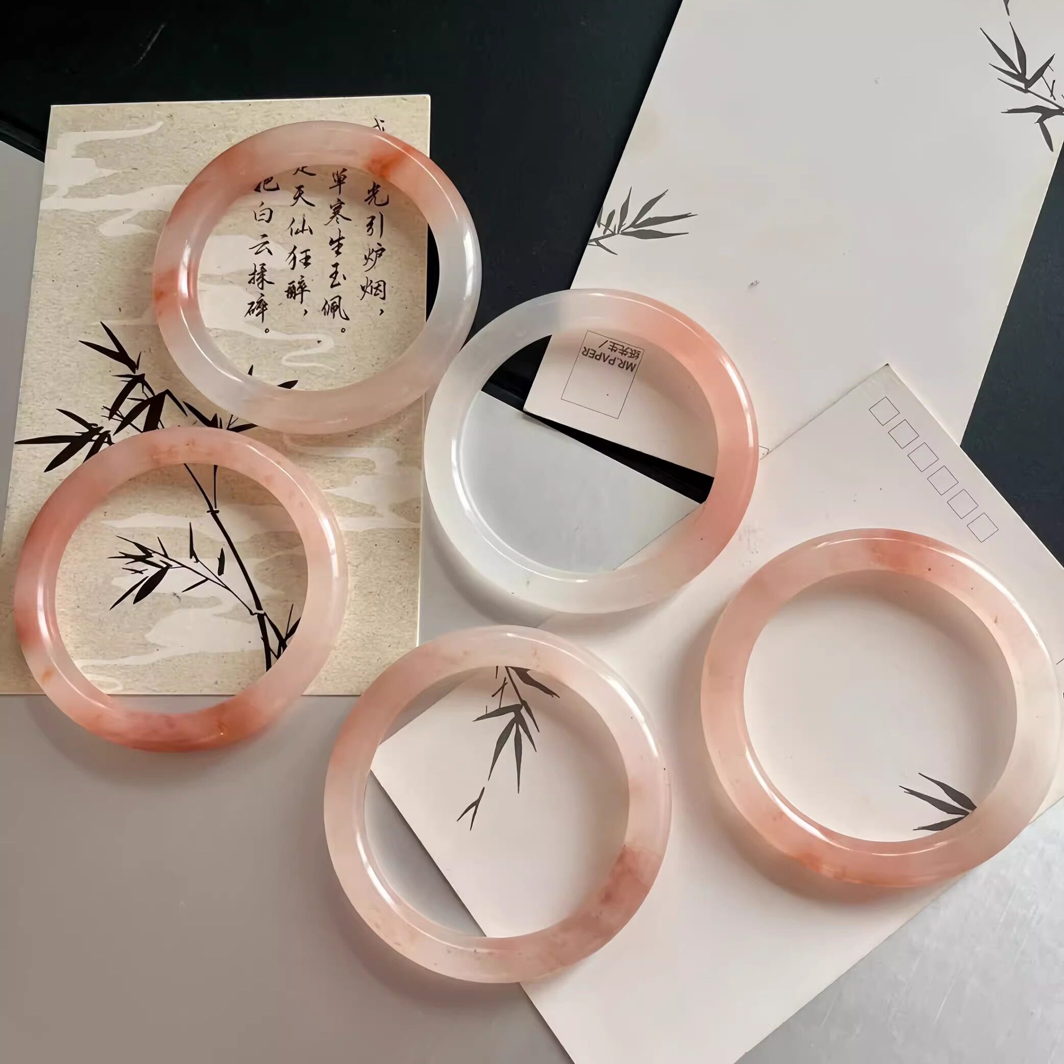 纯天然桃花酿手镯粉色玉镯子金丝玉石圆条手镯女佘太翠粉镯子