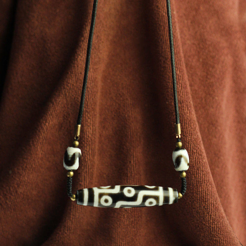 西藏九眼天珠横穿虎牙挂绳横穿九眼天珠吊坠男士女款锁骨项链挂脖