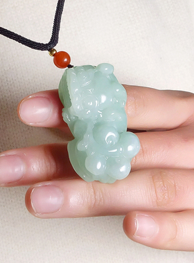 翡翠招财貔貅挂件吊坠转运