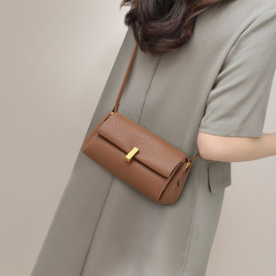 包包女式2025新款女包秋冬单肩斜跨包轻奢小众感小包腋下包