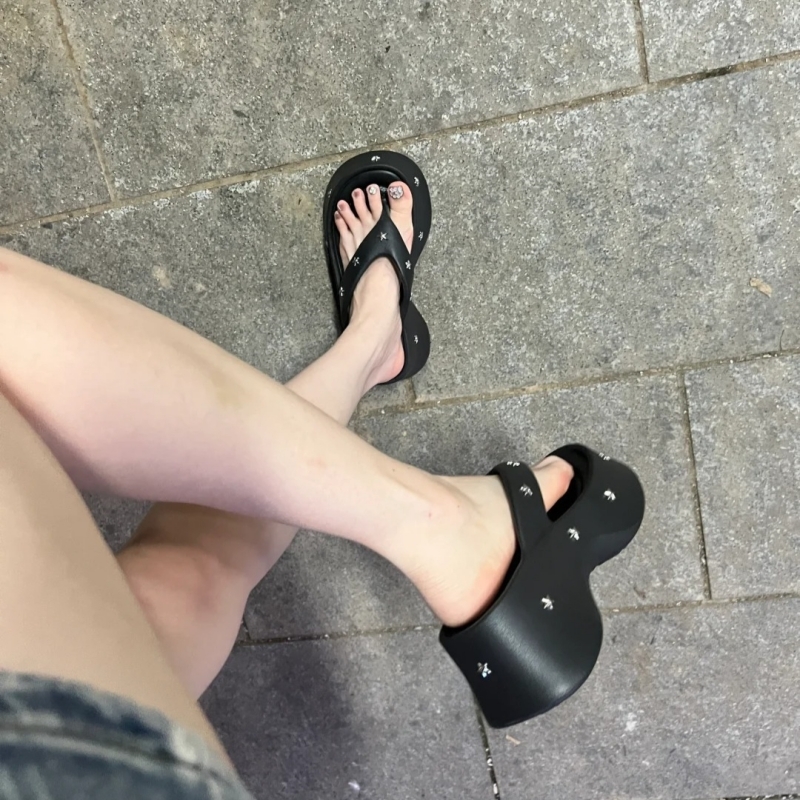 6CM厚底人字拖夏外穿增高女鞋沙滩鞋2025新款防滑拖鞋女款高级感