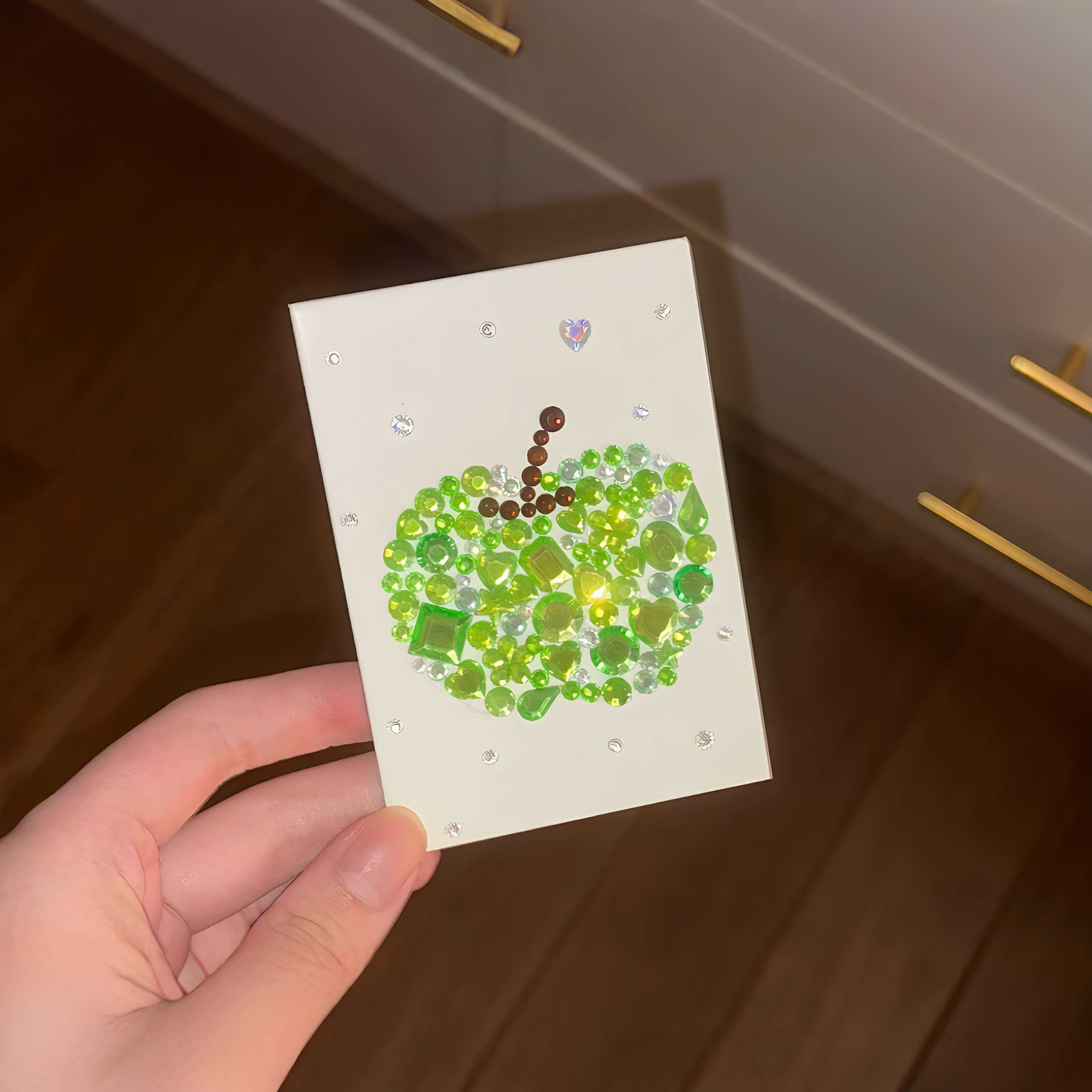 苹果钻石贴画手工diy材料包硬卡纸水钻画解压打发时间送人礼物