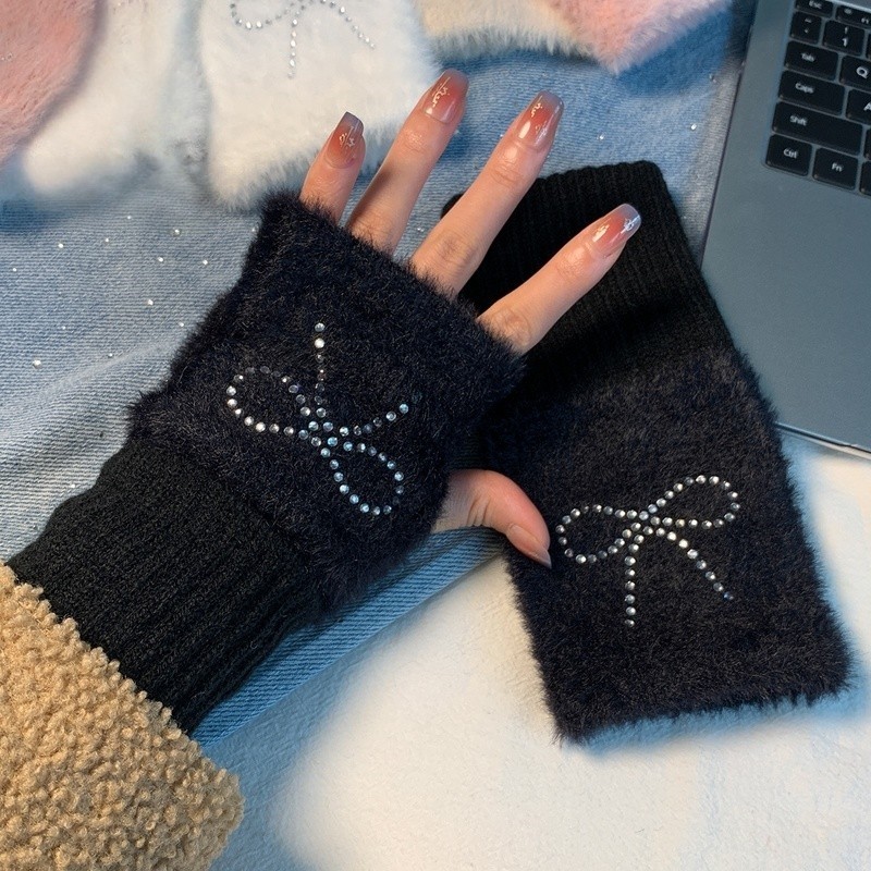 毛毛绒半指手套女冬季蝴蝶结烫钻保暖可爱漏指防寒保暖学生写字潮