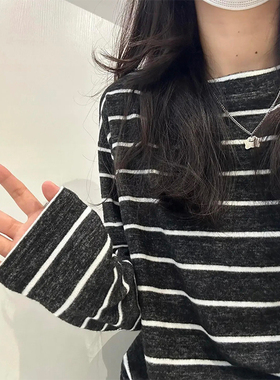 早秋通勤穿搭女慵懒风chill撞色条纹长袖T恤休闲磨毛加厚打底上衣