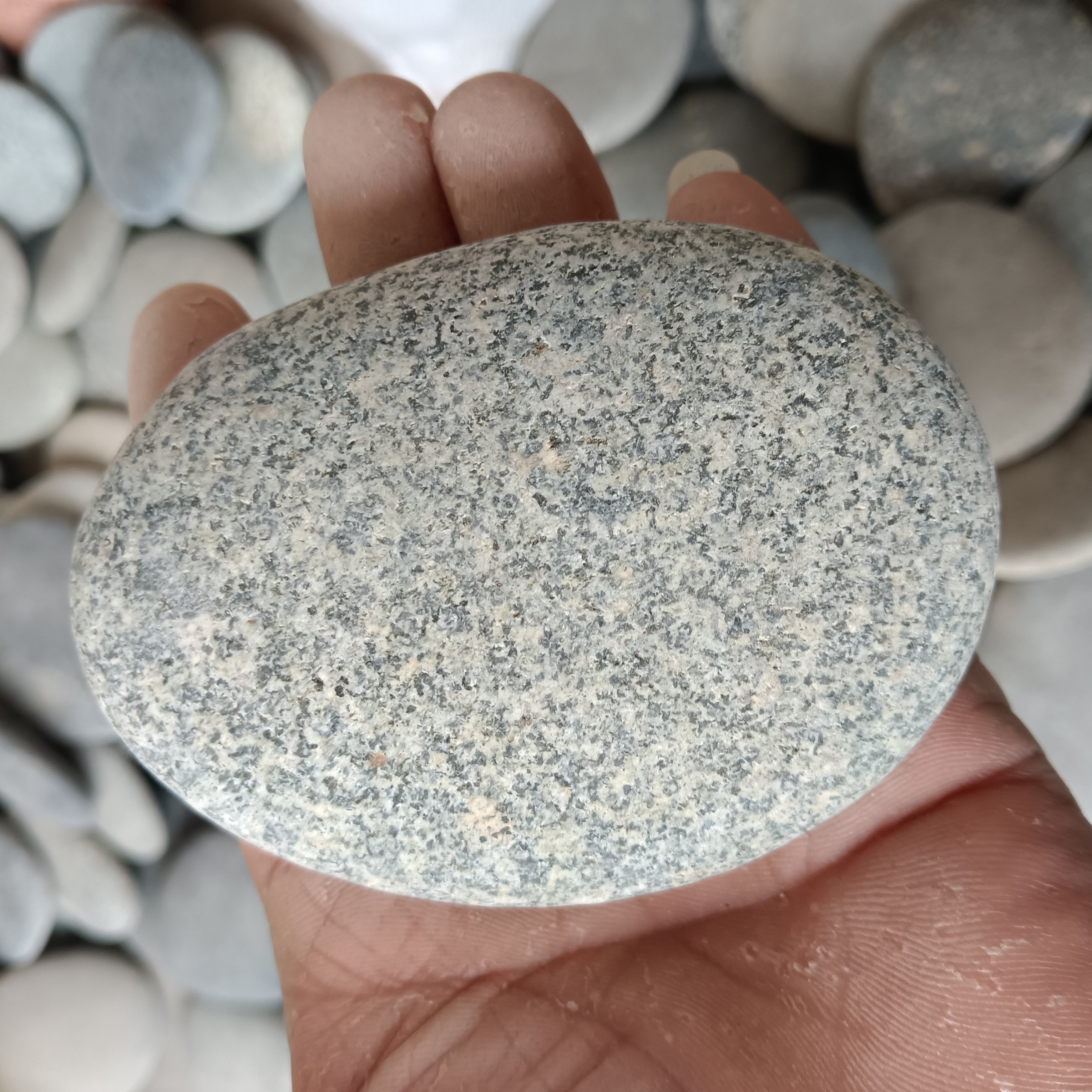 手绘石头画彩绘石头画画石头鹅卵石手绘石头画diy手工创意石头