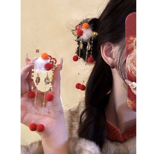 新中式红色毛球流苏发夹女国风汉服侧边夹子头饰过年喜庆古风发饰