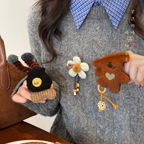 可爱毛绒玩偶卡通花朵胸针胸花