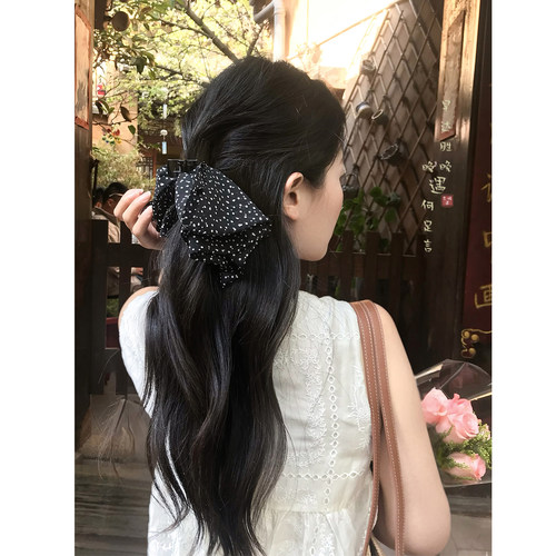 初春氛围~波点蝴蝶结抓夹女复古高级感后脑勺发夹鲨鱼夹盘发发饰